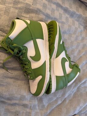 Nike Dunk High Size 10